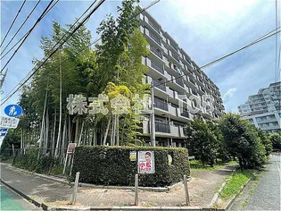 ドームズ芦花公園の画像