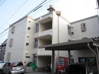 ファミール小林【2階】の外観