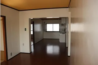 西下コーポ【3階】の居間