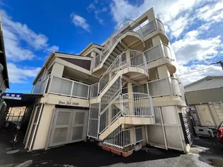 ピースフル宮城野【3階】の外観