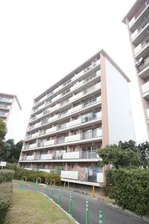 UR泉南一丘【3階】の外観