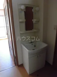 ワンデス【2階】の内装