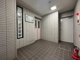 アルファスクエア裏参道【7階】の間取り