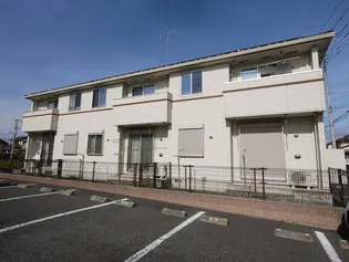 ピーネ・デル・ヴィラッジオ【2階】の外観