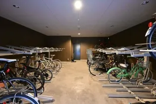 アヴァンティーク銀座2丁目参番館【6階】の地図