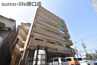 ラ・マルガリータ【2階】の外観