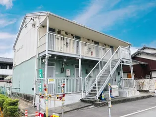 ドミトリーヒロ【2階】の外観