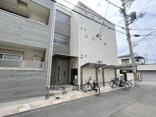 ロータス長瀬【1階】の外観