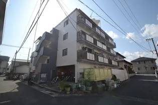サニーレジデンス【1階】の外観