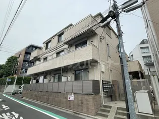 ヴェルデストゥーディオの画像