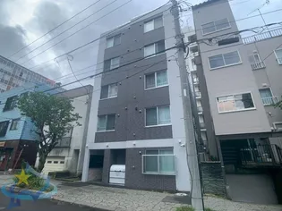 ル ドゥジエムの画像