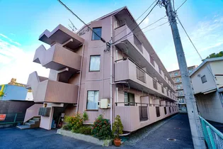 パル81【3階】の外観