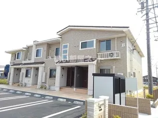 三重県四日市市楠町小倉【アパート】の外観