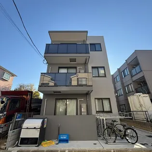 ロイヤルビラ【1階】の外観