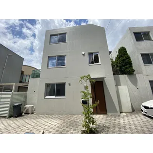 東京都世田谷区野毛1【一戸建】の外観