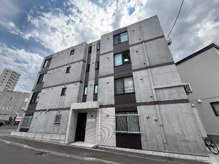 COCO ANGE HASSAMUの画像