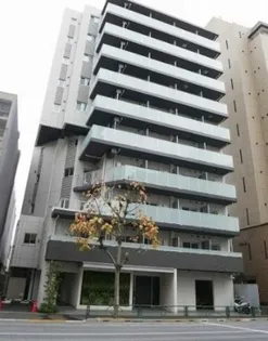 東京都新宿区大京町【マンション】の外観
