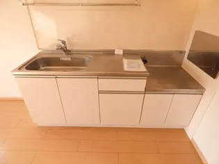 メゾン ド ソレイユ 弐番館【2階】のキッチン