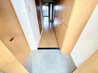 シティフラット中村【4階】の玄関