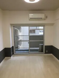 ロータリー本町【6階】の外観