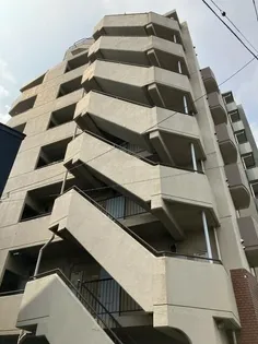 バロール中十条【6階】の外観