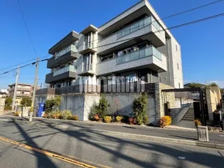 ラ・メール清水ヶ岡【1階】の外観