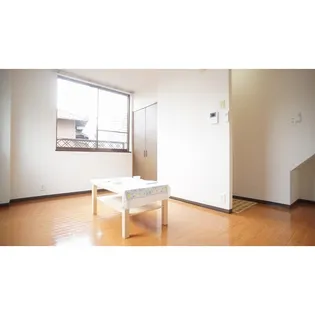 パレ上浜【1階】の居間