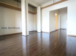 ドエルクシマII【2階】の居間