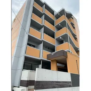 グランパーク国府【5階】の外観