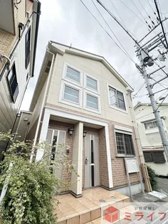 DeFi小路【1階】の外観