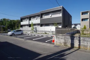 クレスティークの画像