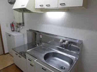 フェアステージ一ノ坪II【2階】のキッチン