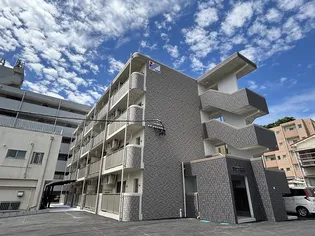 ブルフェヒルズ上竜尾【3階】の外観