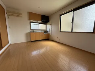 すずらんII【2階】の居間