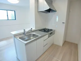 フレアルーチェ日ノ隈II【1階】のキッチン