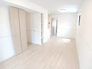 フレアルーチェ日ノ隈II【1階】の内装