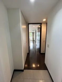 新百合ヶ丘レガートプレイス【4階】の玄関