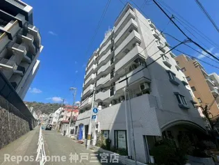 兵庫県神戸市中央区中山手通4【マンション】の外観