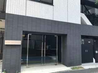 ル・リオン西新宿【11階】の外観