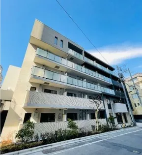 クラルテラセ新宿富久【1階】の外観