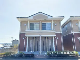 徳島県板野郡板野町川端字新手崎【アパート】の外観