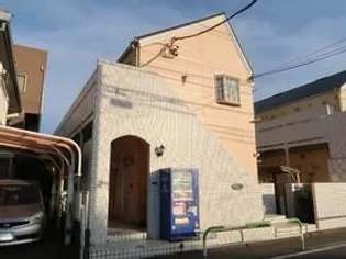 プラザ・ドゥ・ぺートンA棟【1階】の外観