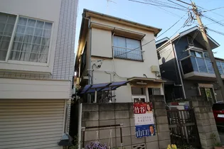 ハイツ上用賀【1階】の外観