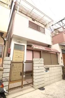 兵庫県尼崎市水堂町2【一戸建】の外観