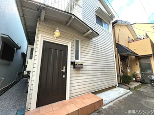 東京都世田谷区給田1【一戸建】の外観