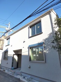 フローラ上大崎【2階】の外観