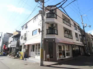 サザンビラ【3階】の外観