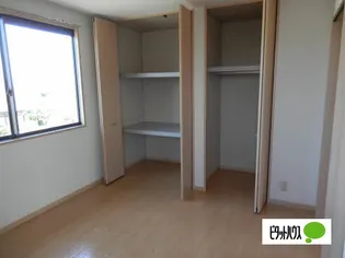 シャーメゾン本郷【2階】の内装