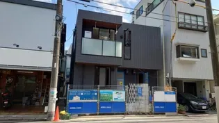 イル プリモ【2階】の外観