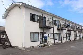 サンハイツ渡辺【1階】の外観